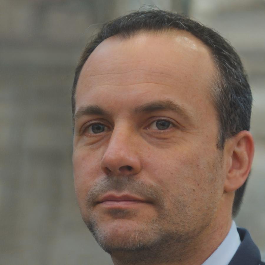 Kasper Lindqvist financial analyst instructor